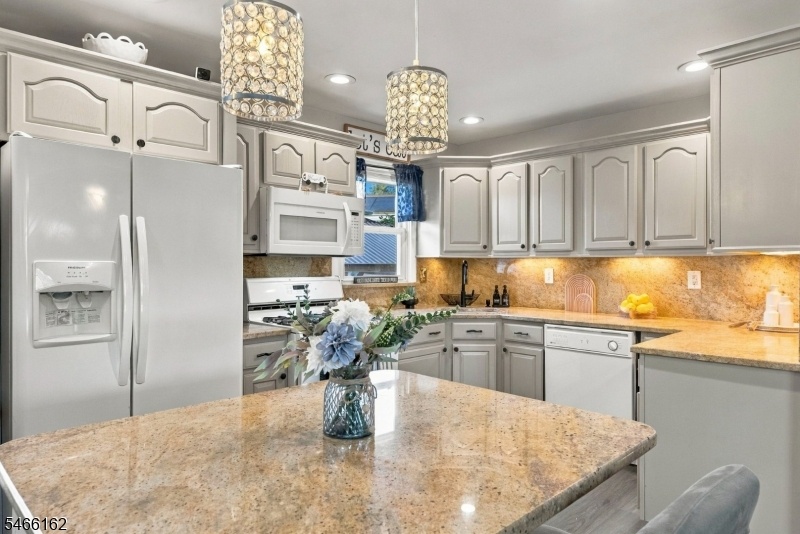 Island into Kitchen