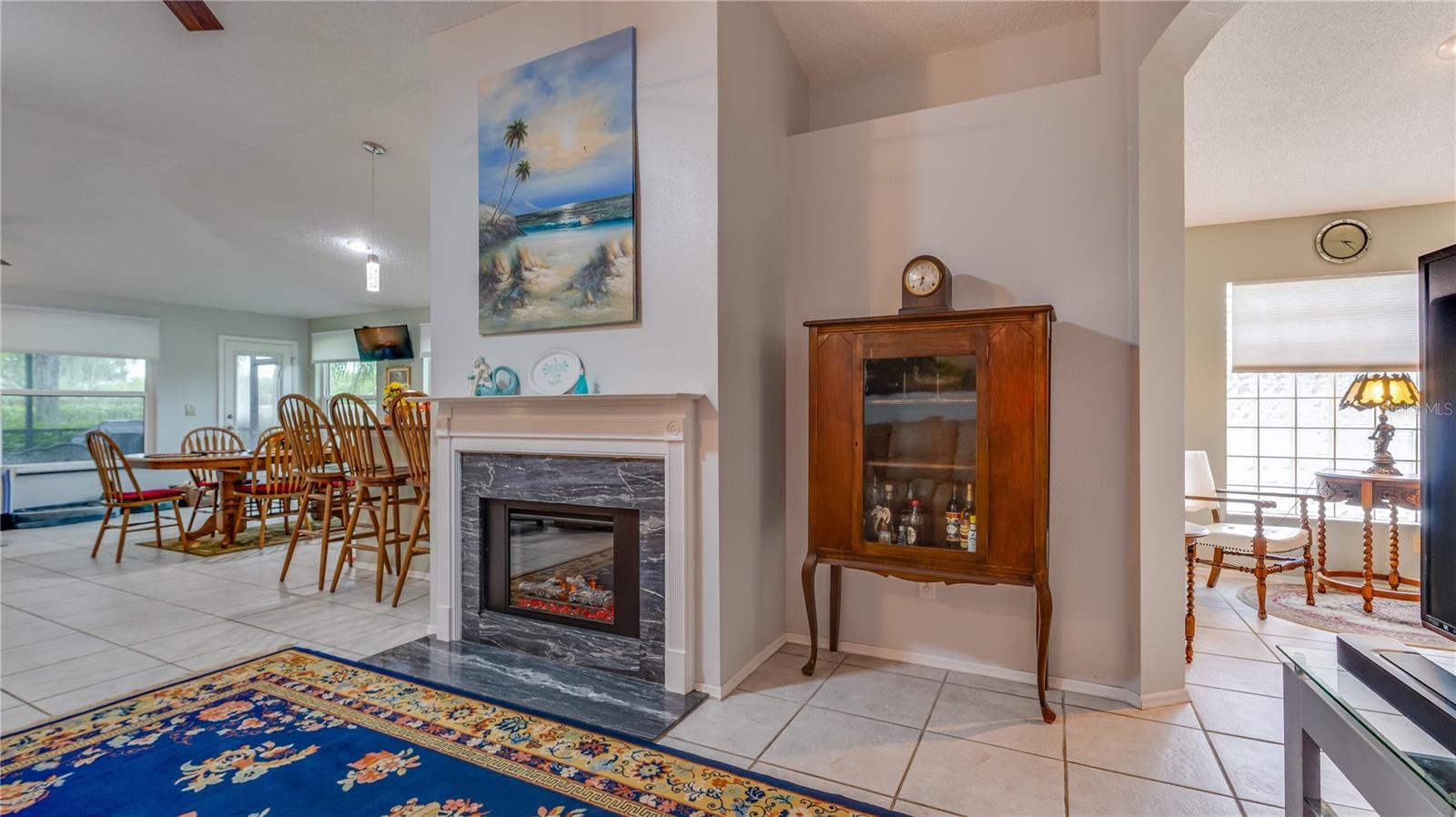 Living Room / Dining / sitting Area