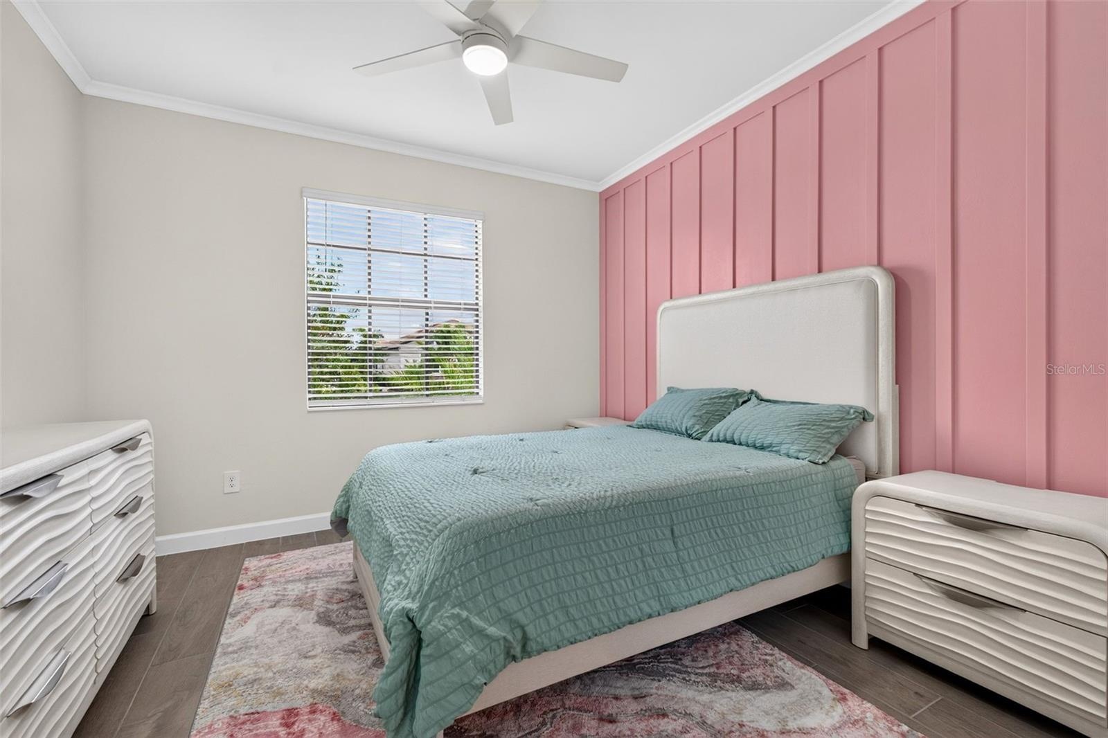 Bedroom 3 with Queen Bed
