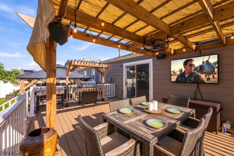Deck Pergola