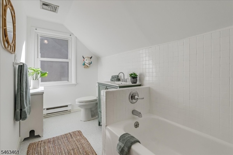 Second floor Bathroom