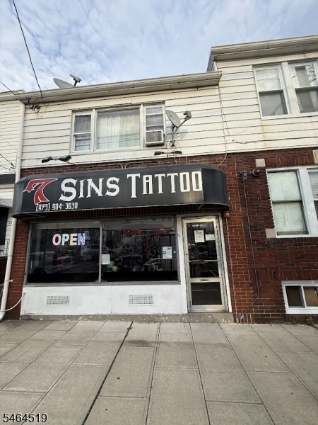 Front of Tattoo Shop