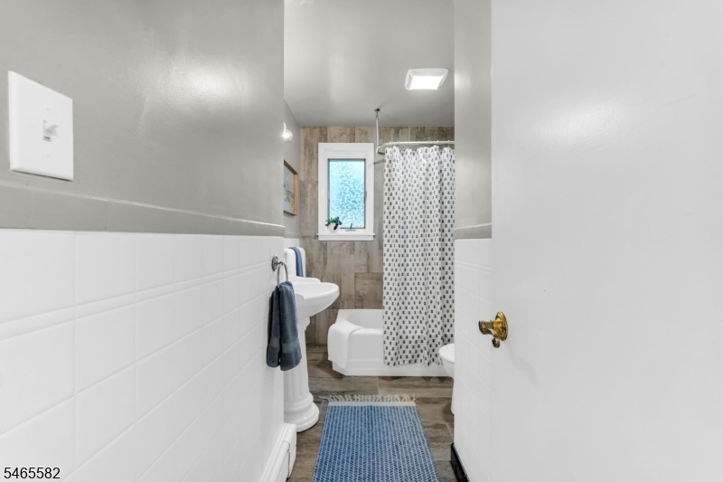 Full bathroom