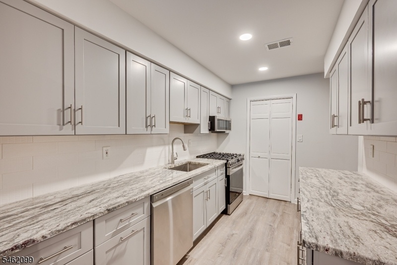 Kitchen + Pantry