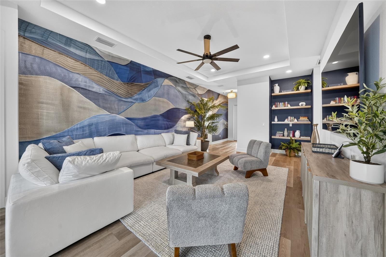 Family Room (2nd level)