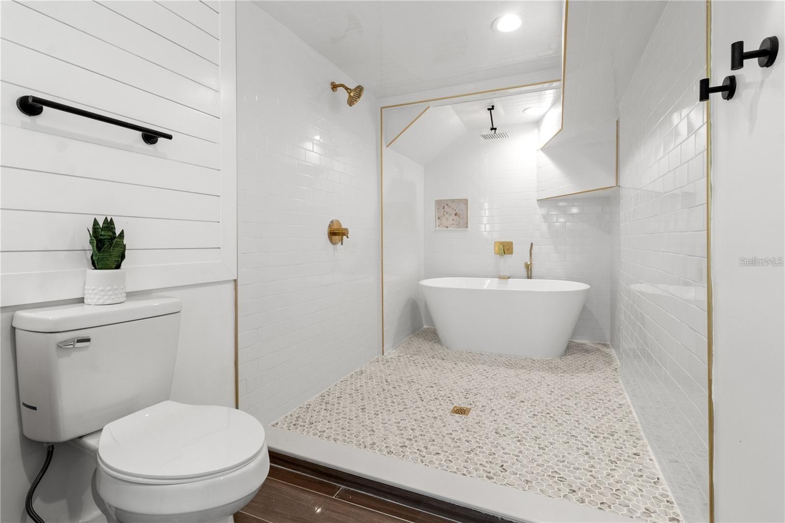 Second primary bathroom, bottom floor