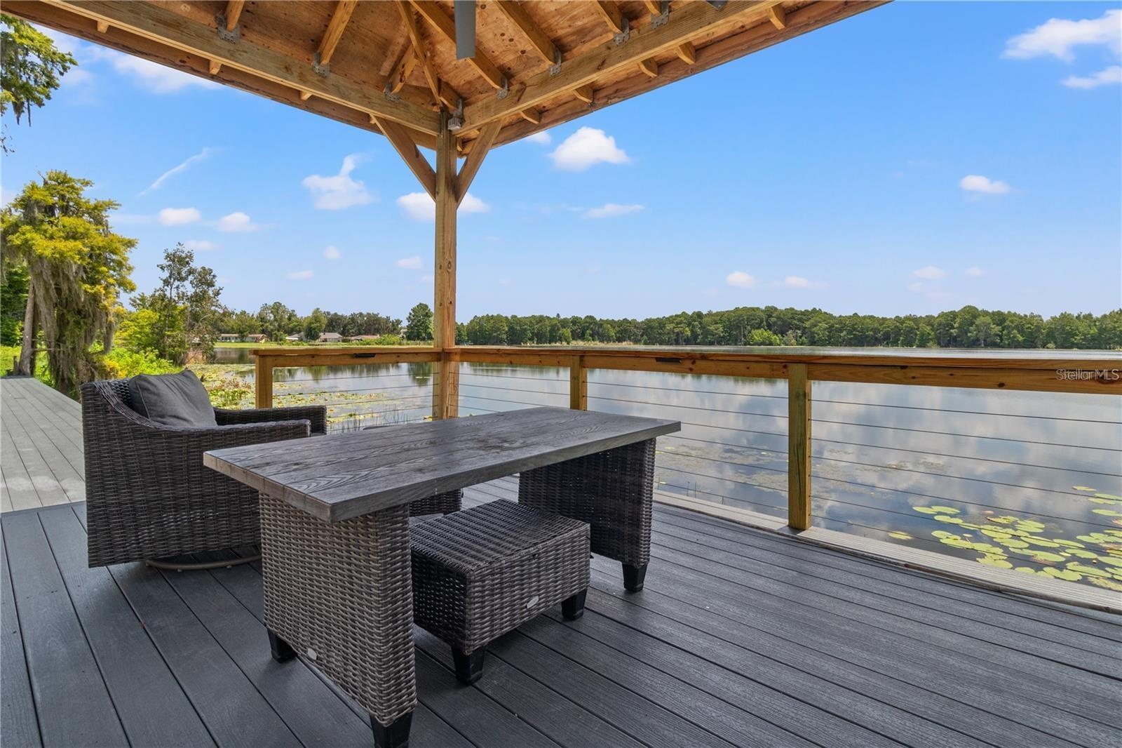 Custom Covered Deck overlooking Green Lake. (Ski and Boating allowed)