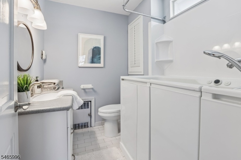 Upstairs Bathroom
