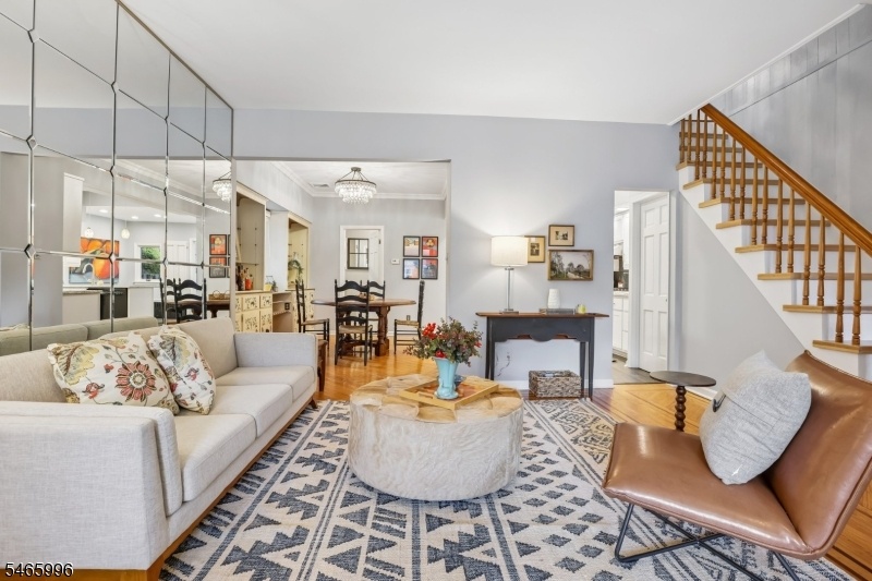 Living Room/Sitting Room