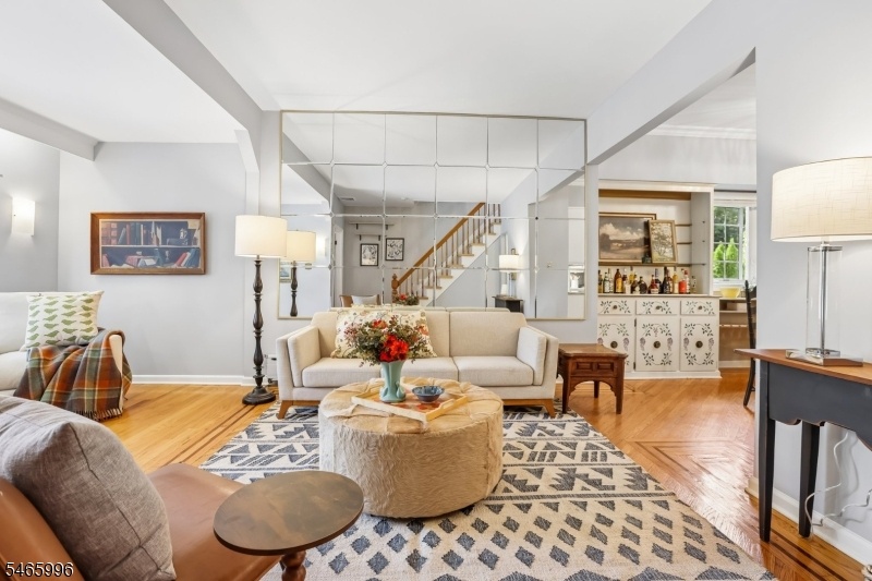 Living Room/Sitting Room
