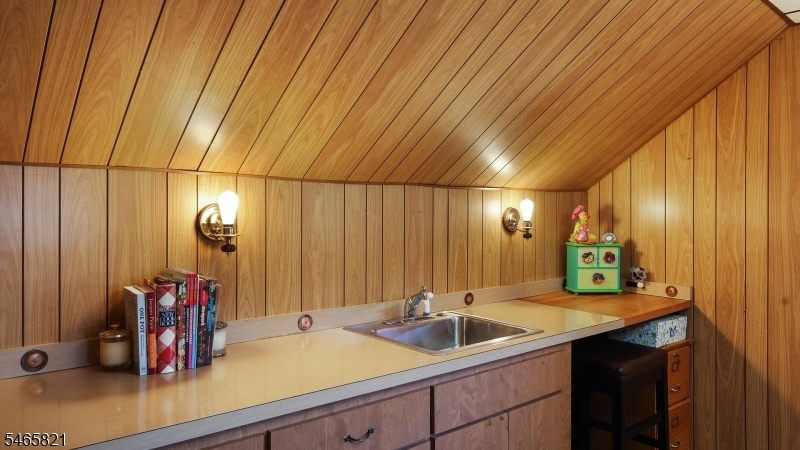 Second Fl Family Room