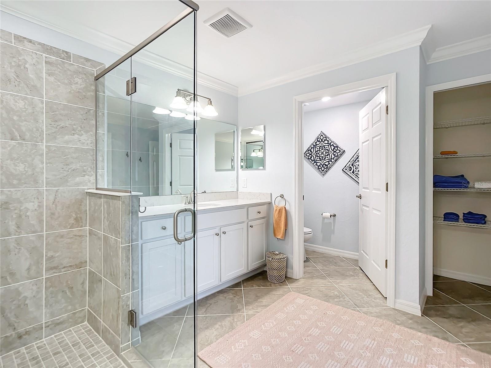 Ensuite bath