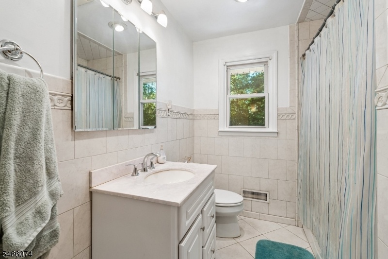 Main Bath