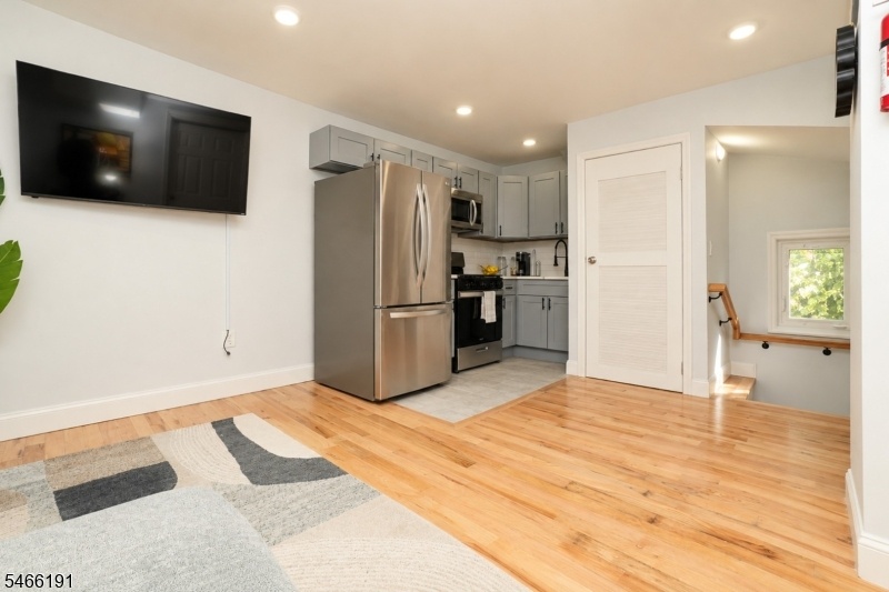2nd fl kitchen