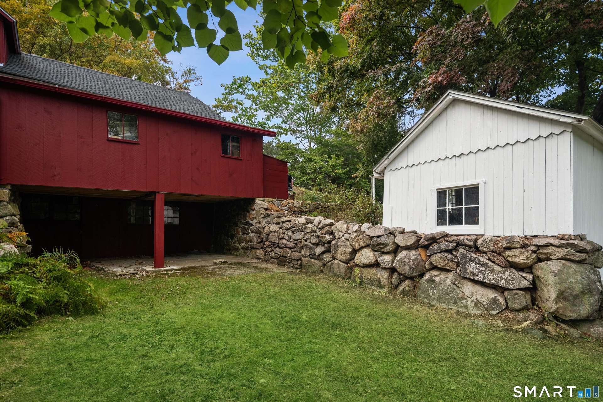 Barn