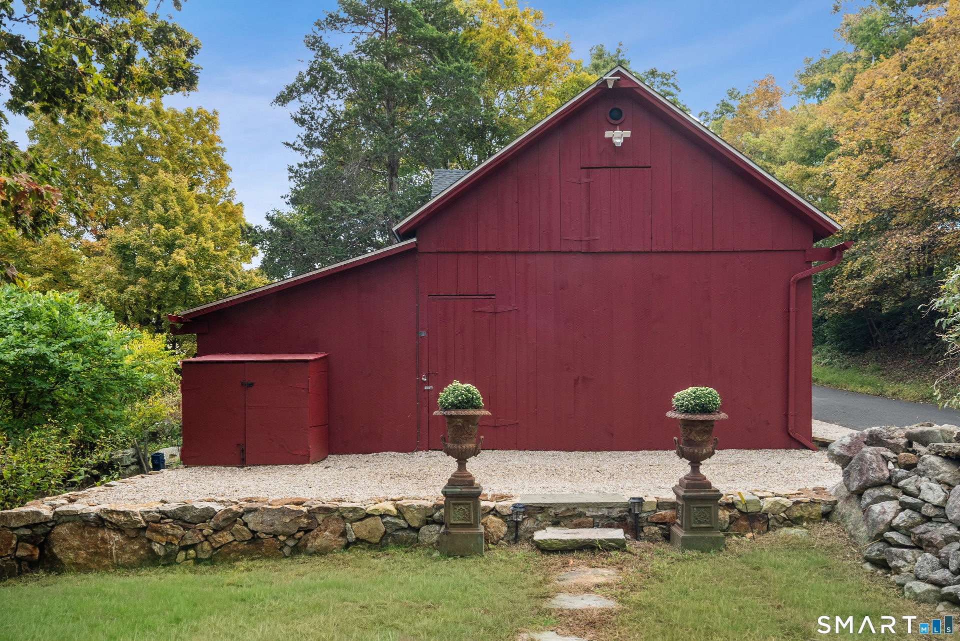 Barn