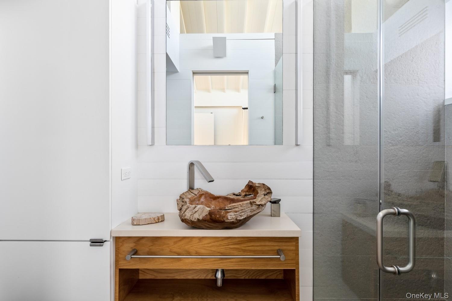 En- Suite Bath within Second Bedroom