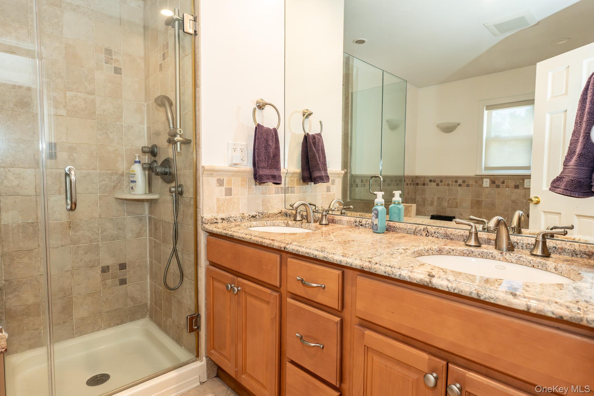 Second floor shared Bath 1