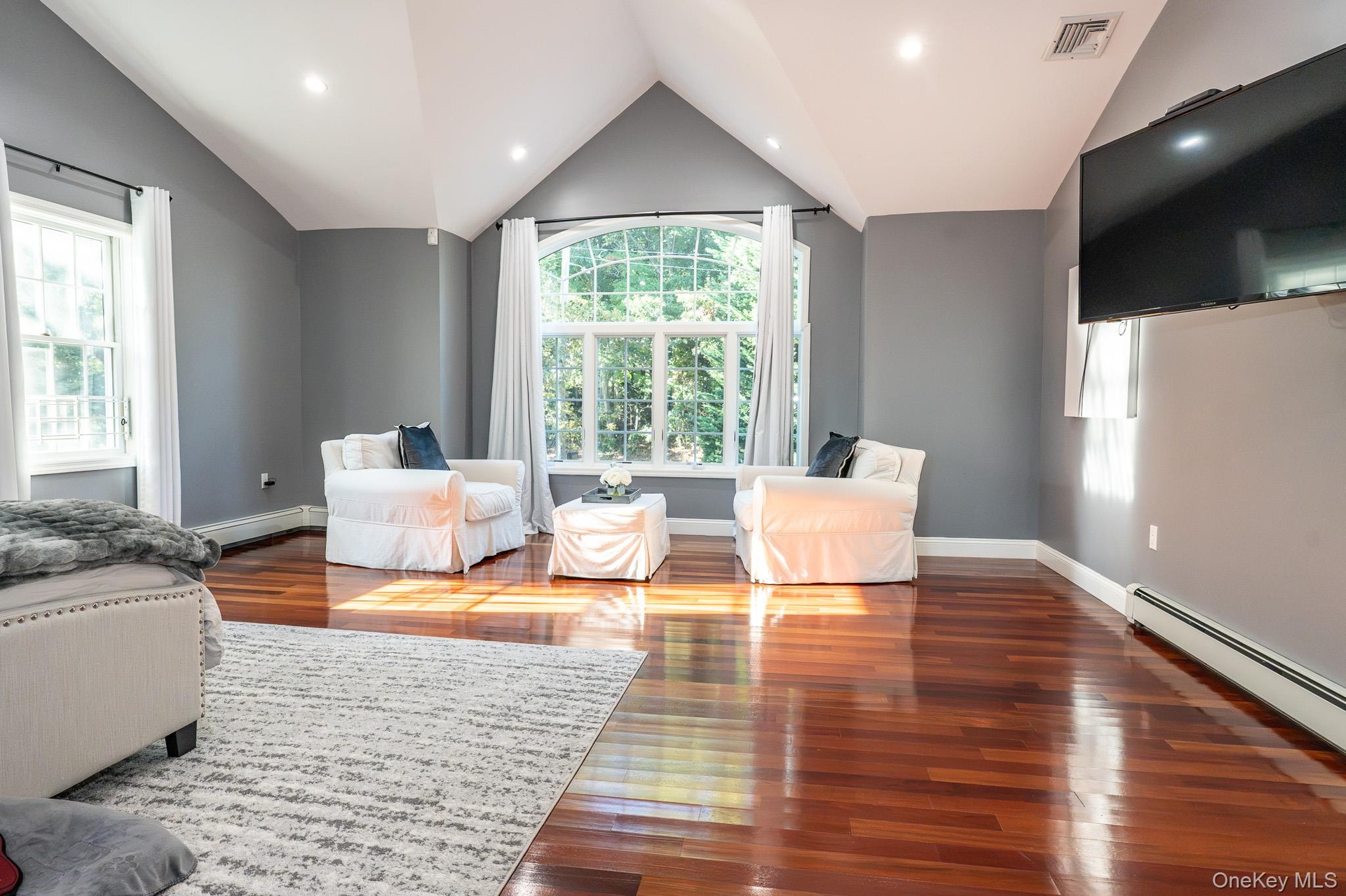 Primary Room View
