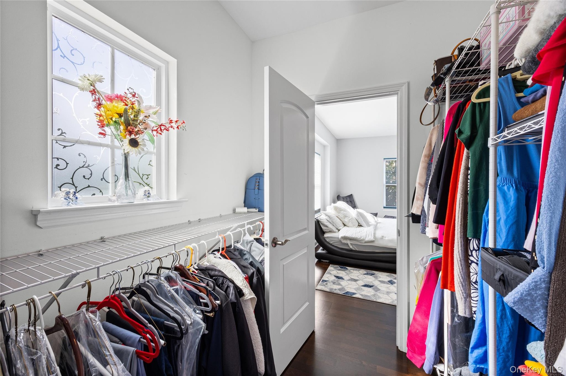 Primary Bedroom Walkin Closet