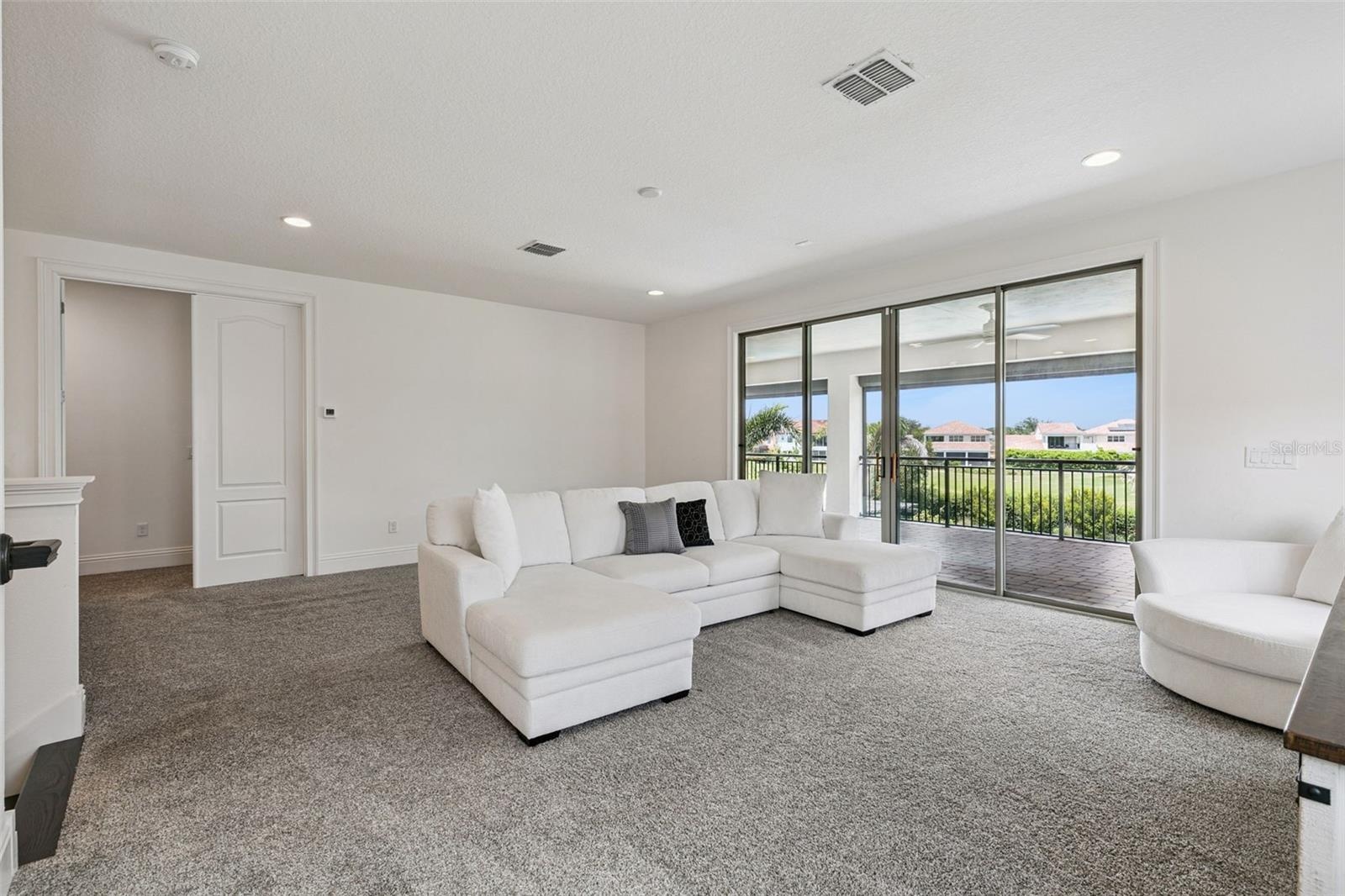 Upstairs Loft/Bonus Room with balcony access
