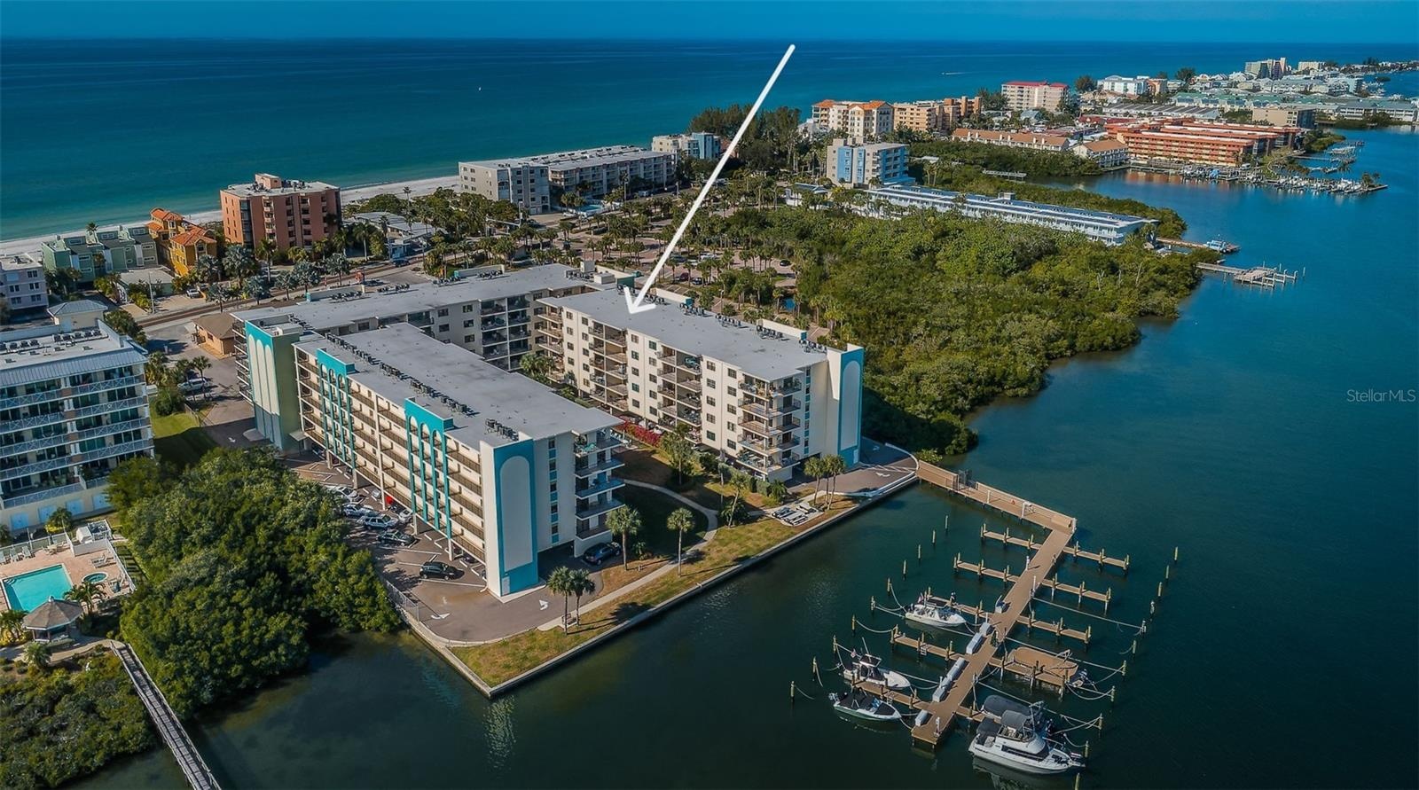 Golden Shores on the Intracoastal Waterway in Indian Shores!