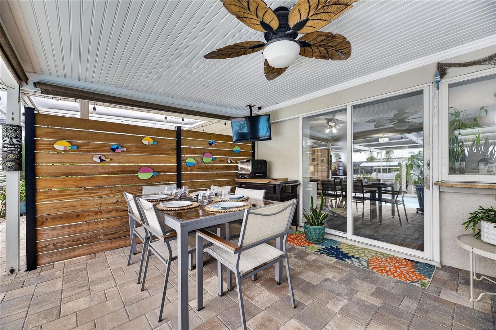 Al Fresco Dining on Your Oasis!