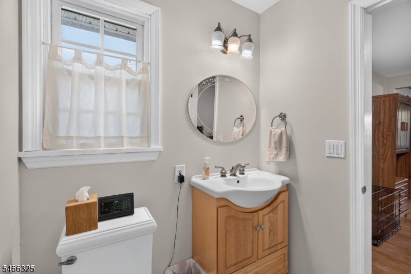 Powder room