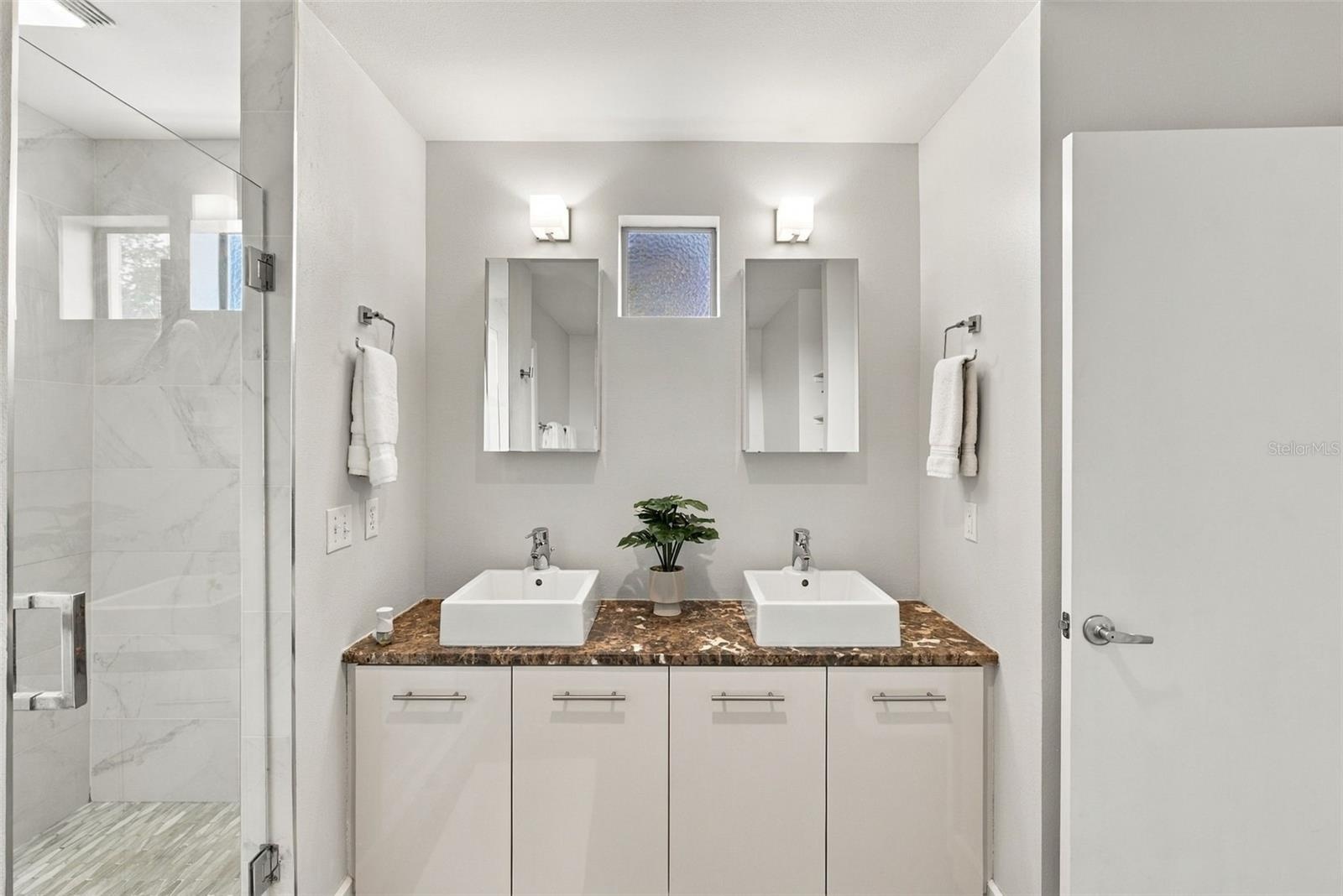 Dual sink vanity