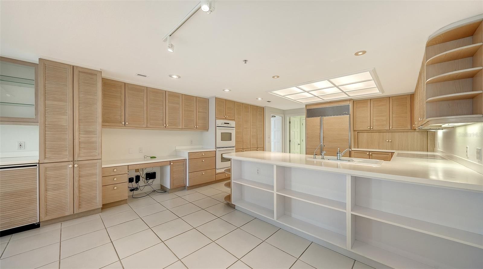 Full sized Kitchen