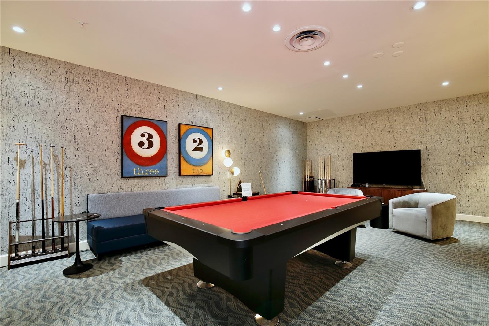 Club Level
