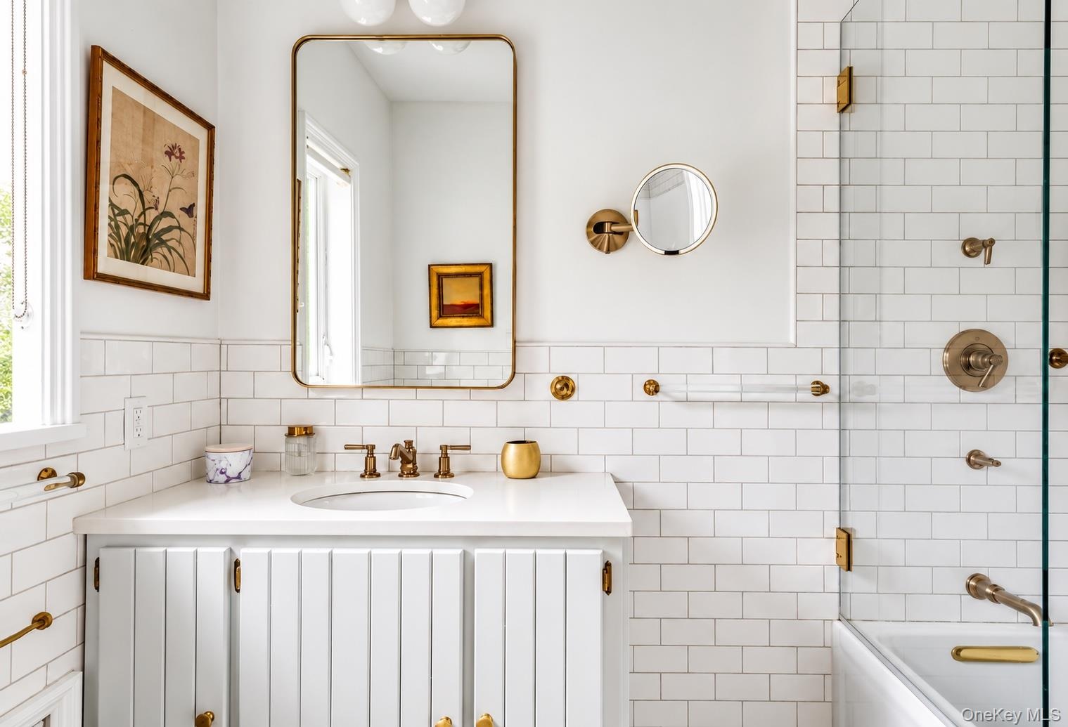 En Suite Bathroom