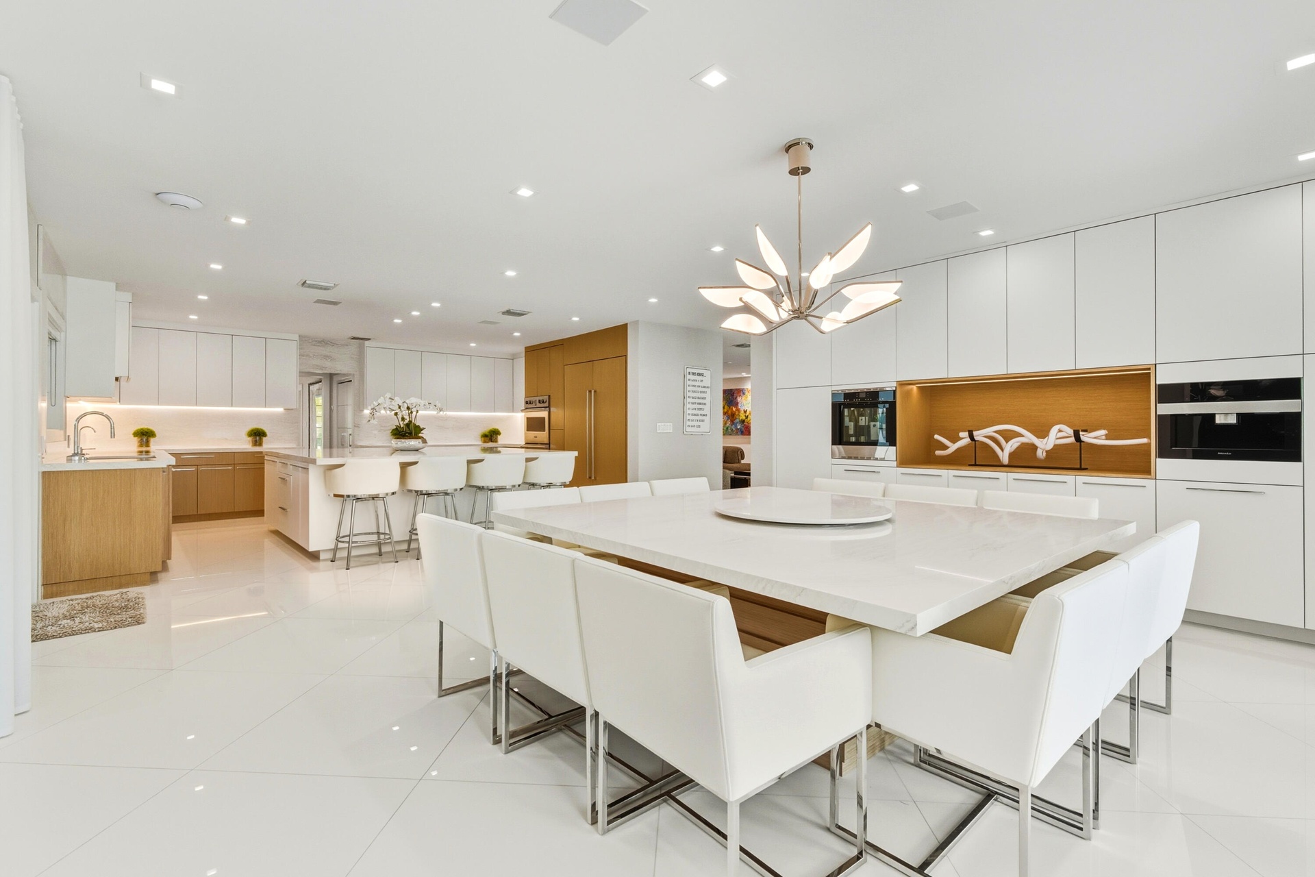 KITCHEN DINING