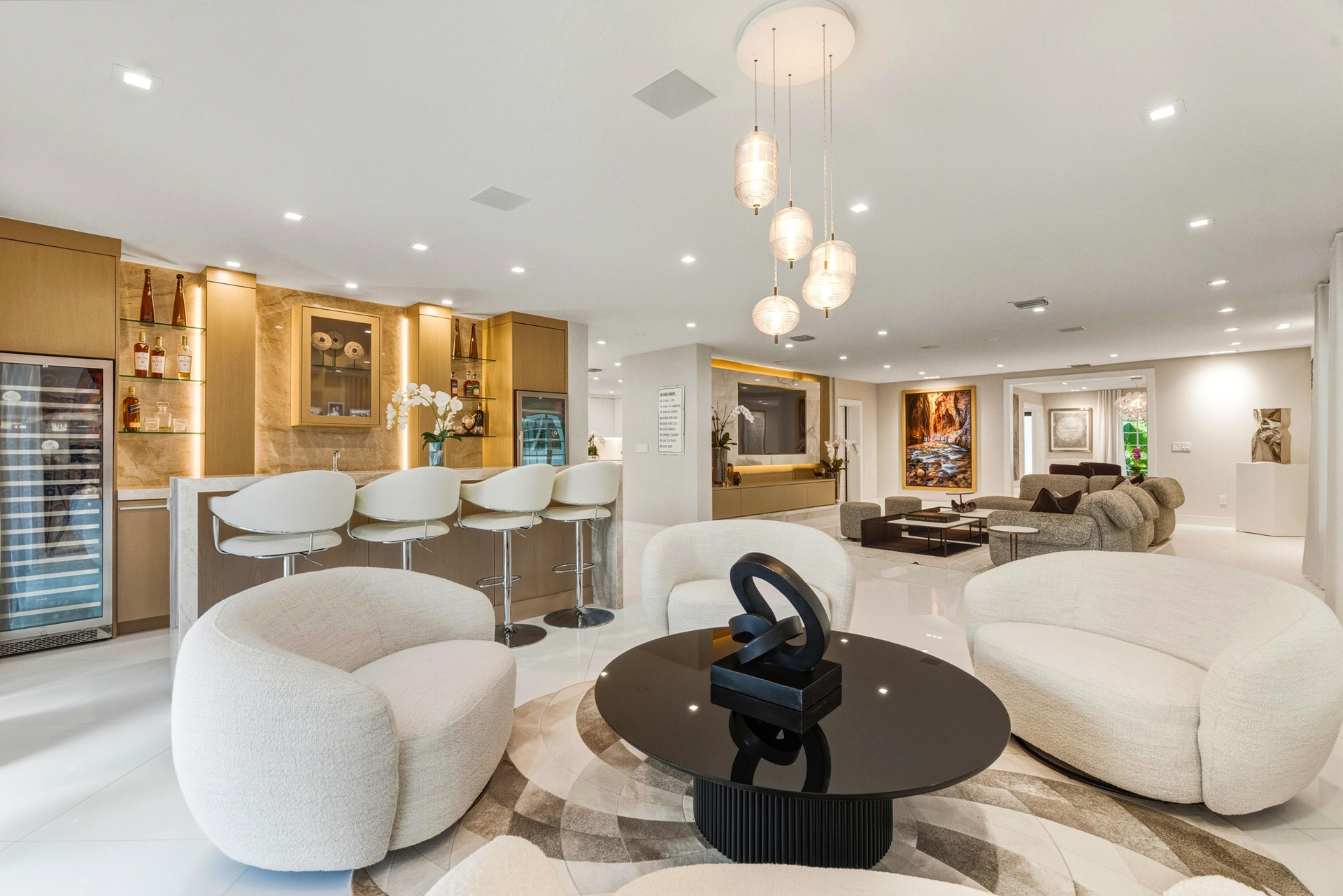 MAIN HOUSE BAR