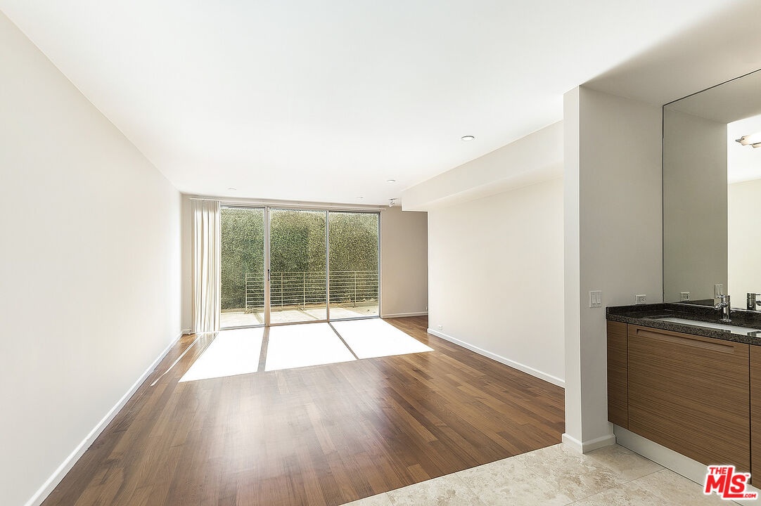Lower Bedroom