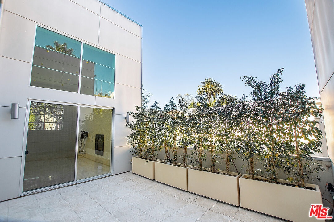 Outdoor area