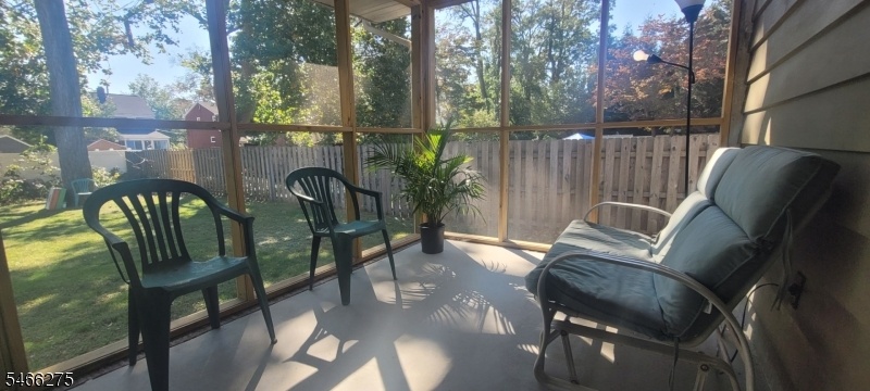 Screened in Back Porch