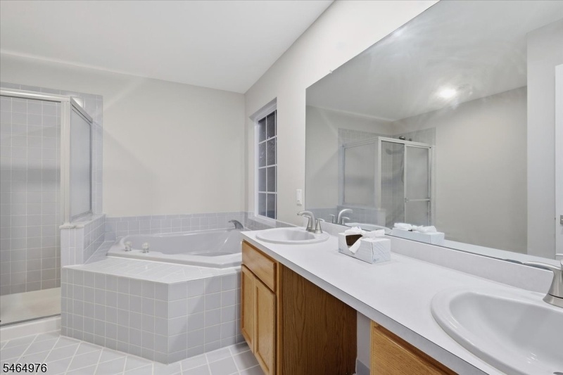 Bathroom- Main Bedroom