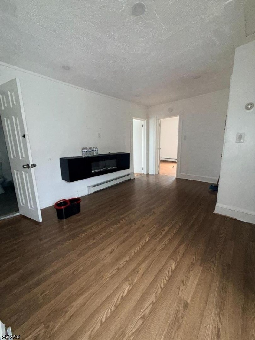 Image of listing