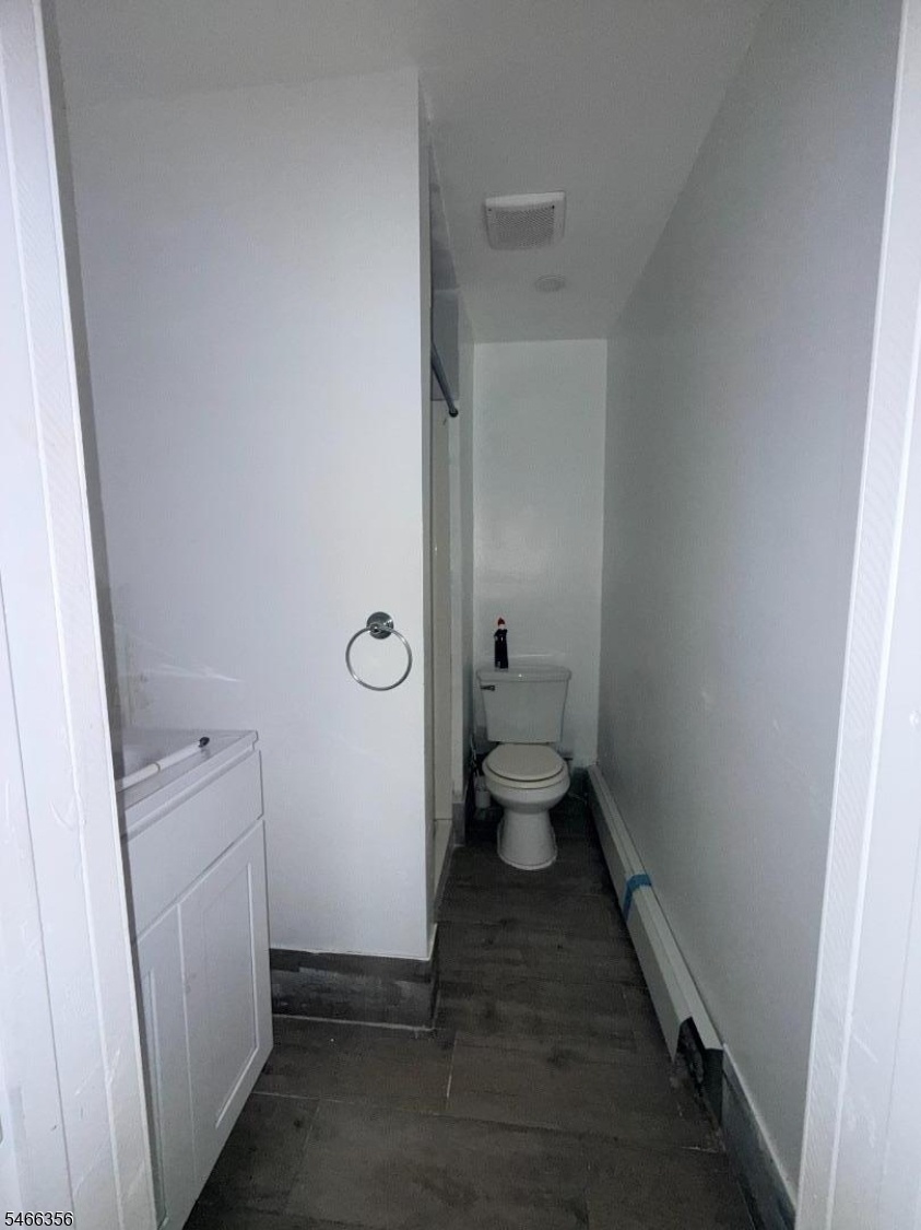 Image of listing