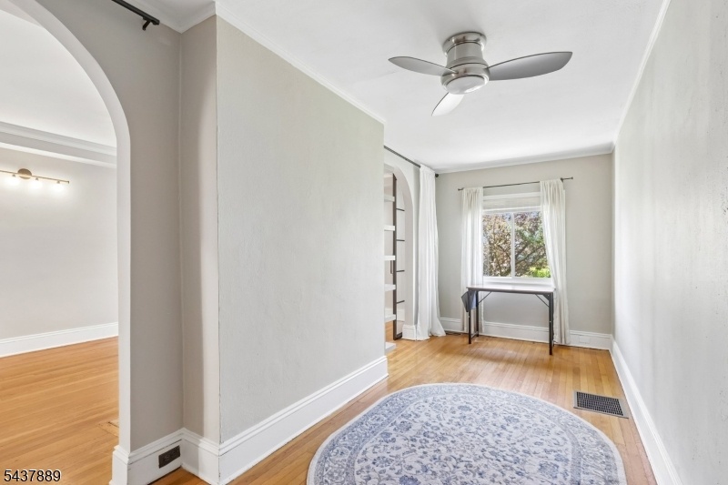 Den/Bedroom/Office