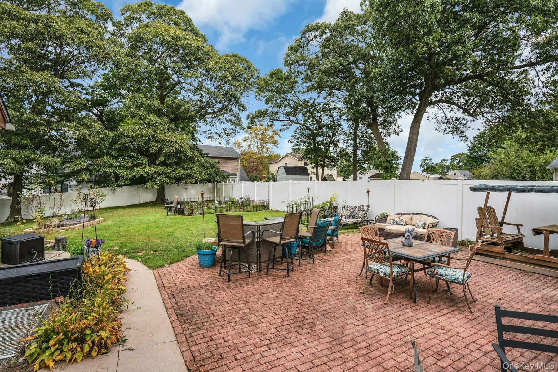 Patio/Yard
