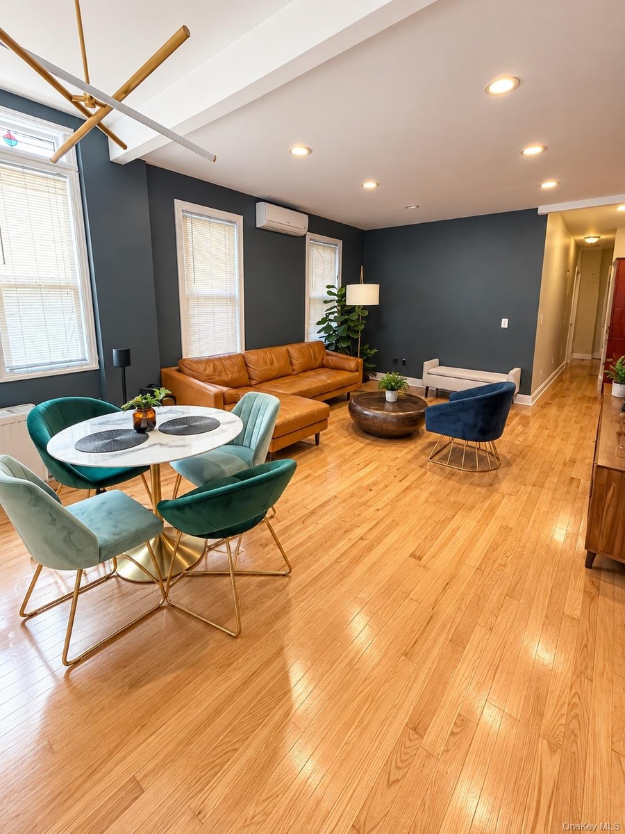 1st floor Unit