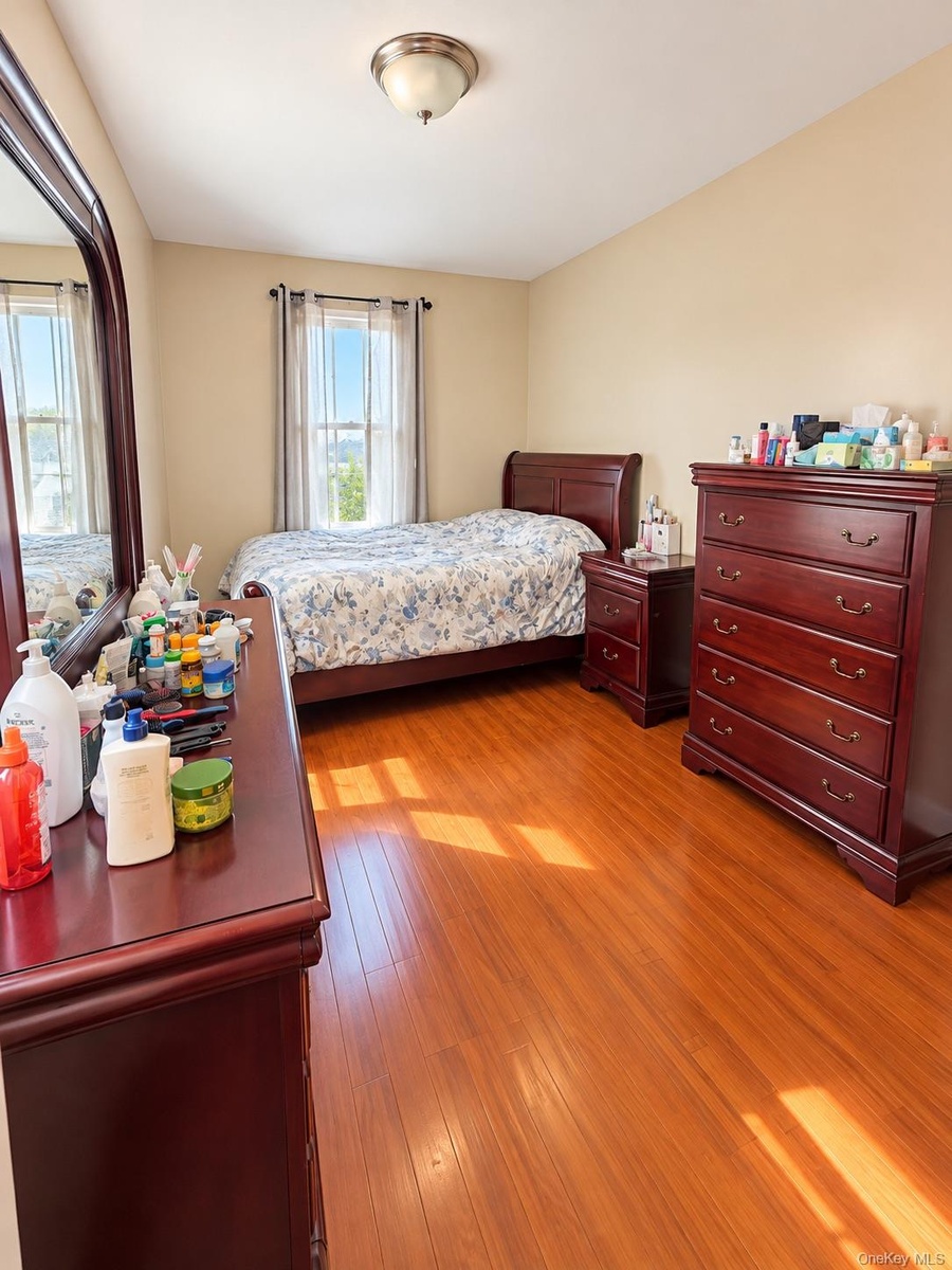 2nd floor Unit
