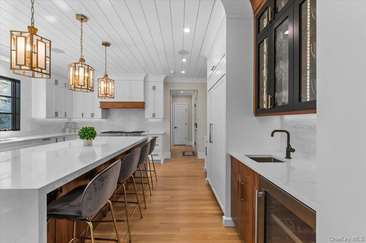 Entertainers dream Chef's Kitchen with Wet Bar.