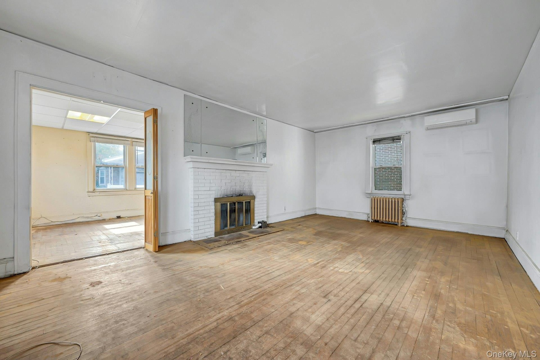 Living Room Alt View