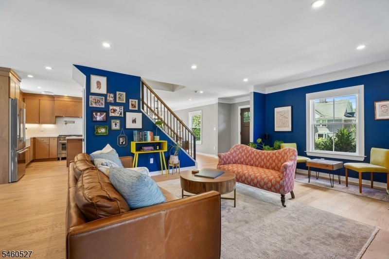 .Living Room