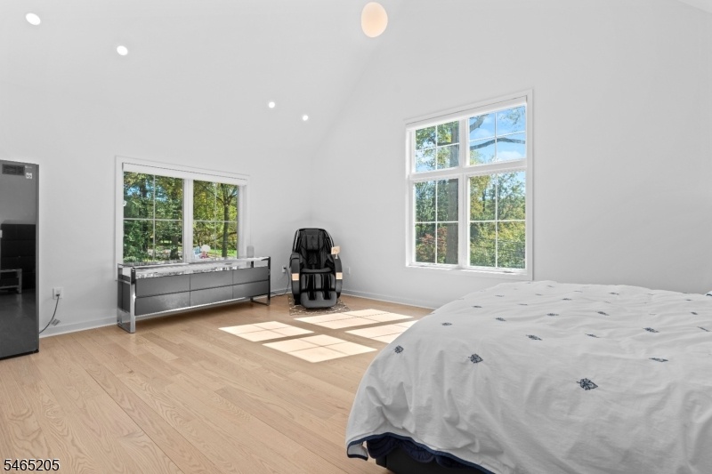 Primary BR w/Marvin Windows