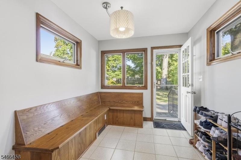 Breakfast Nook