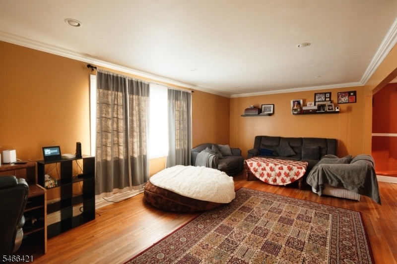 1st floor living room